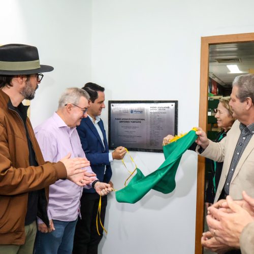 Maringá inaugura fundo com cerca de 300 mil documentos eleitorais históricos no Calil Haddad