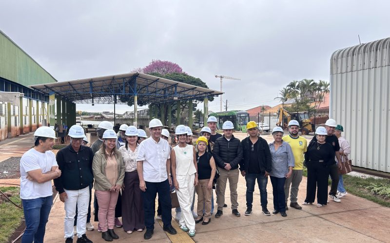 ‘Caravana São Tome’ permite que lideranças comunitárias conheçam de perto obras em andamento em Maringá