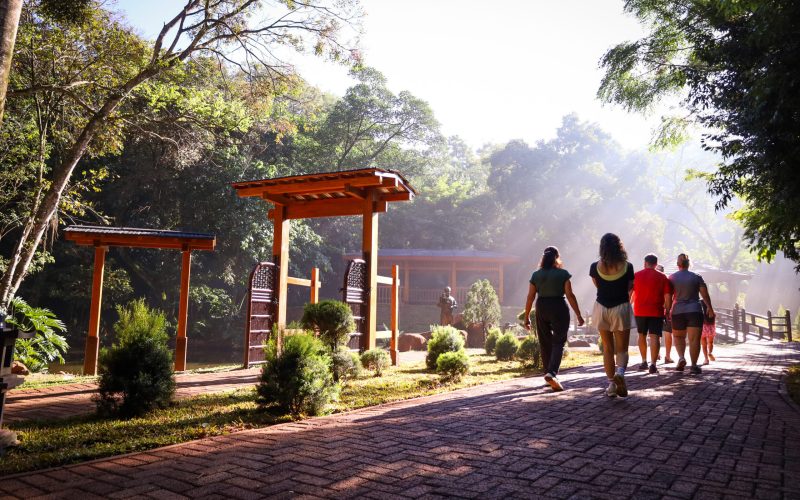 Parque do Ingá oferece exposição e espaços de contemplação para aproveitar o feriado em Maringá