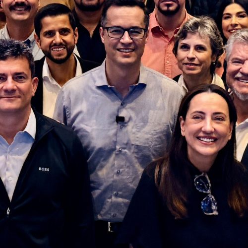 Sergio Moro, Delegado Jacovós, Deltan Dallagnol e Filipe Barros participam de encontro político em Maringá