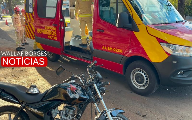 Motociclista perde o controle e sofre queda após colidir contra meio-fio na Avenida Colombo em Maringá