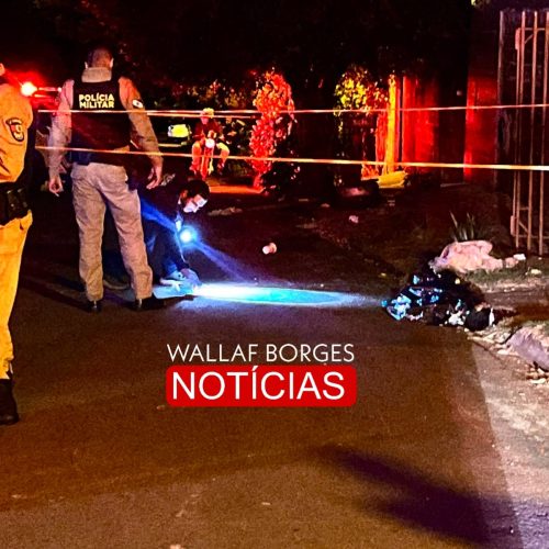 Homem é assassinado a tiros em frente a uma residência no Conjunto Mauá, em Sarandi