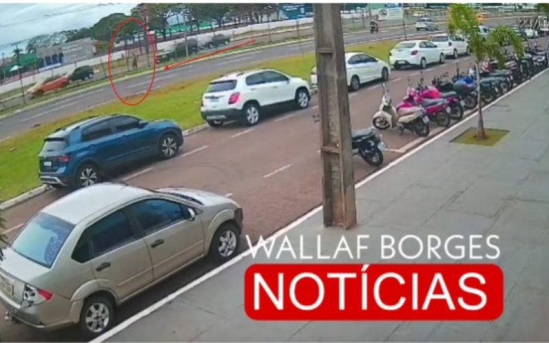 Câmeras de segurança mostram o exato momento do atropelamento do trabalhador