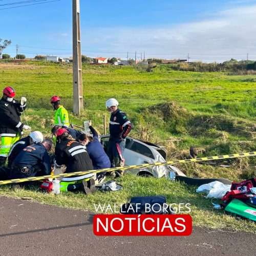 Vítima é reanimada após grave colisão entre caminhão e carro na BR-376, entre Maringá e Mandaguaçu