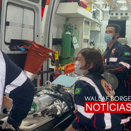 Jovem de 18 anos fica ferida em acidente entre carro e moto em Santa Zélia